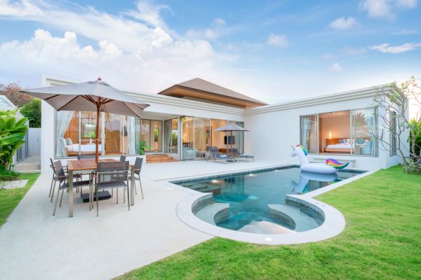 Concrete Pool Patio Installation in Fort Walton Beach